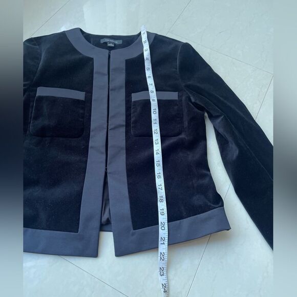 Ann Taylor Black Velvet Blazer Jacket Hook Closure Size 2 - Picture 5 of 12